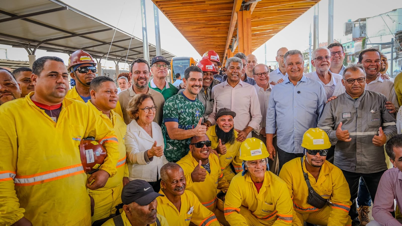 Pré-candidato a deputado federal celebrou início dos embarques de passageiros e consolidação do avanço do projeto de mobilidade de Salvador
