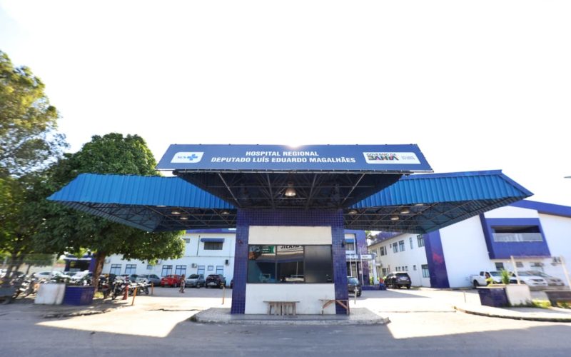 Secretária da Saúde garante continuidade dos serviços no Hospital de Porto Seguro durante transição de gestão