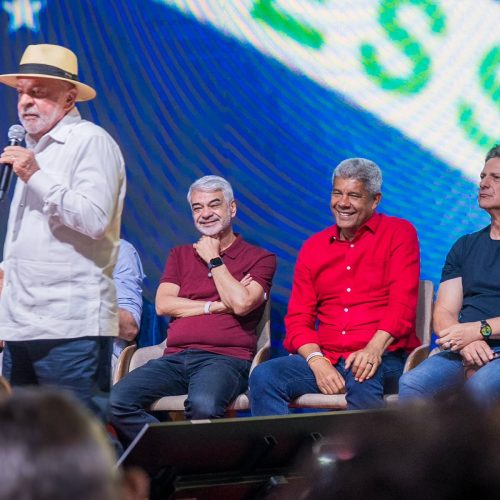 Jerônimo Rodrigues participa da convenção nacional de Lula em São Paulo como convidado de honra