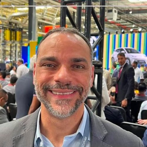Augusto Vasconcelos celebra mais de 5 mil empregos na BYD