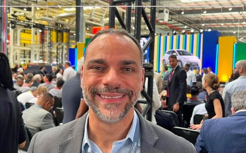 Augusto Vasconcelos celebra mais de 5 mil empregos na BYD