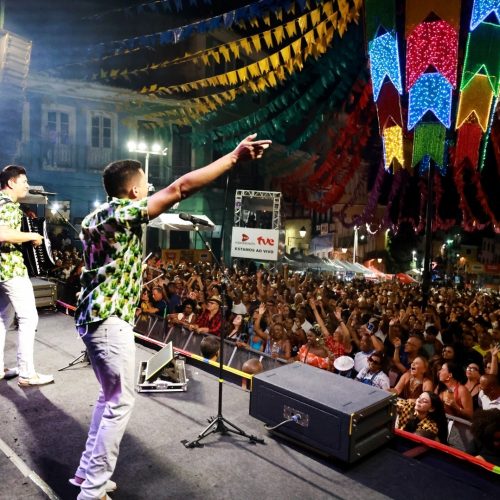 Com investimento do Governo do Estado, São João no Pelourinho atrai baianos e turistas